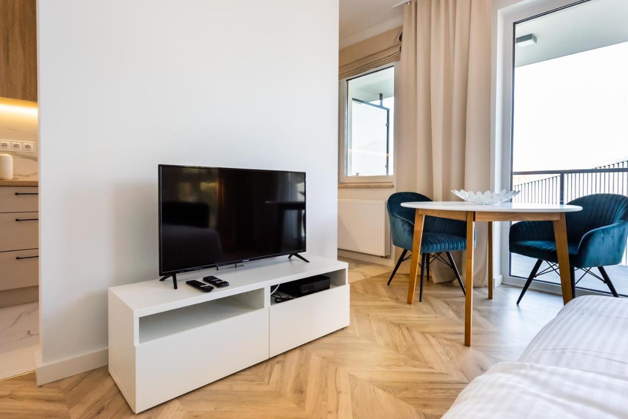 East Side Of 111 Warszawa